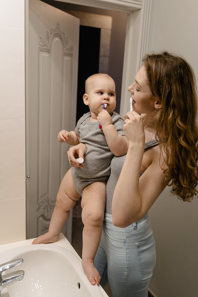 9 Oral Hygiene Tips for Newborns Every Parent Should Know