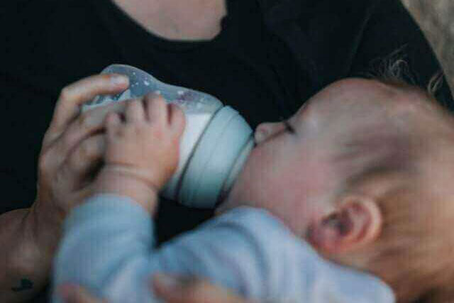 Paced Bottle Feeding Your Baby